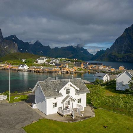 Lofoten Villa Reine Exterior photo