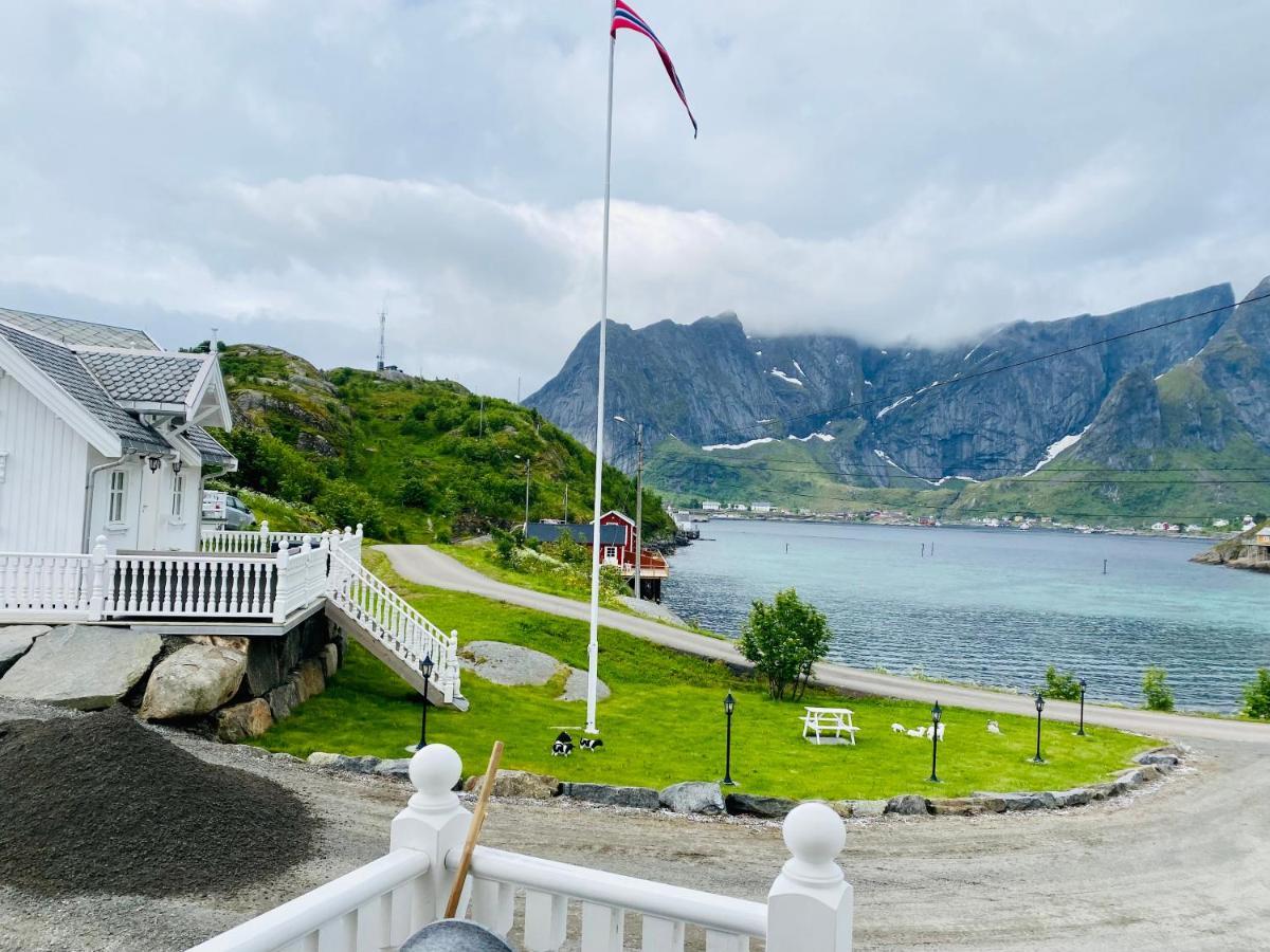 Lofoten Villa Reine Exterior photo