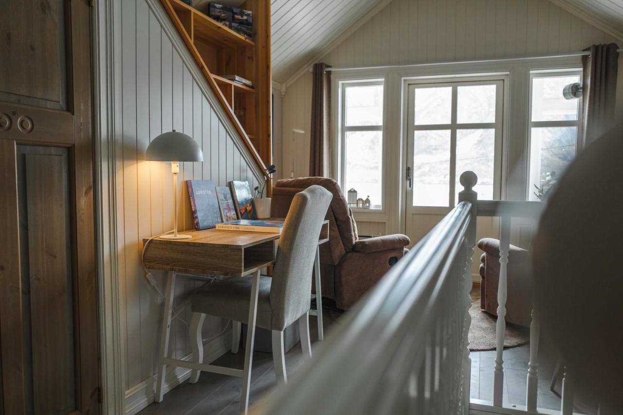 Lofoten Villa Reine Exterior photo